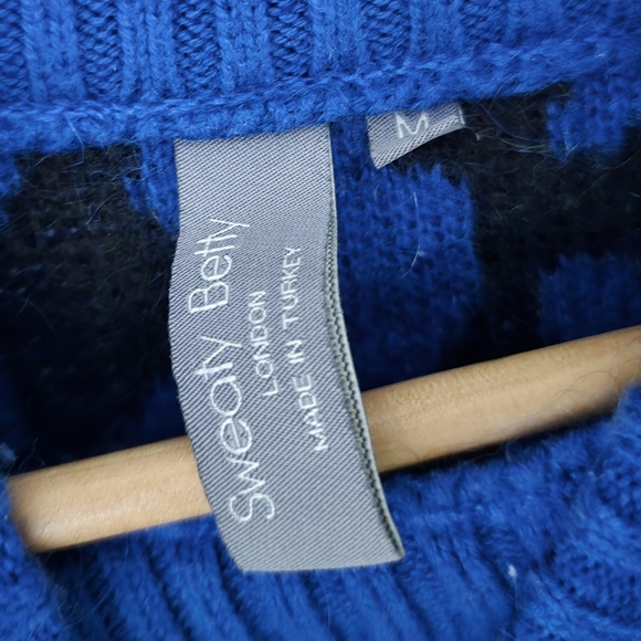 Sweaty Betty Leopard Jacquard Mohair Mock Neck Jumper in Royal Blue - Picture 8 of 9